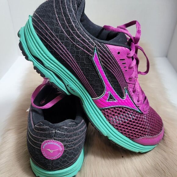 Mizuno Wave Sayonara 3 Women RoundToe Multi Color Running Shoe Size 8. - Picture 6 of 9